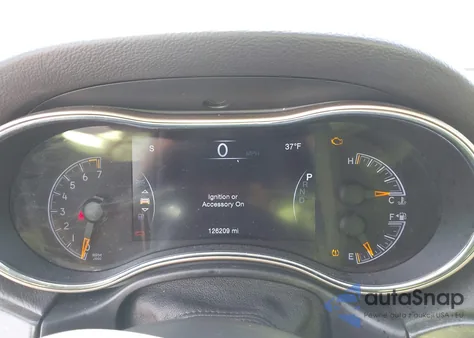 2017 Jeep Grand Cherokee Laredo 4X2 из США, поврежденный, VIN 1C4RJEAG6HC826360